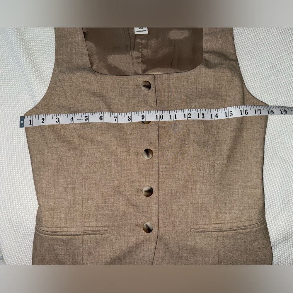 Rachel Zoe Tailored Vest Beige Square Neck Button Front Sleeveless Size 8 - Picture 7 of 12